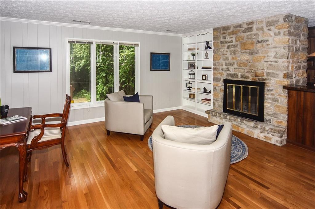 5854 Ravine Road Indianapolis, IN 46220 - Photo 9 of 25 Gallery Image 9