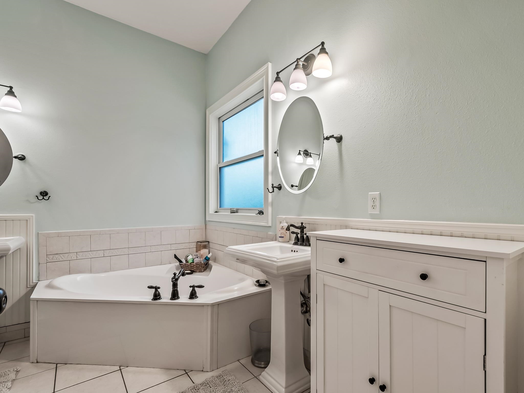 4512 Amber Valley Road Tallahassee, FL 32312 - Photo 24 of 39 Gallery Image 24
