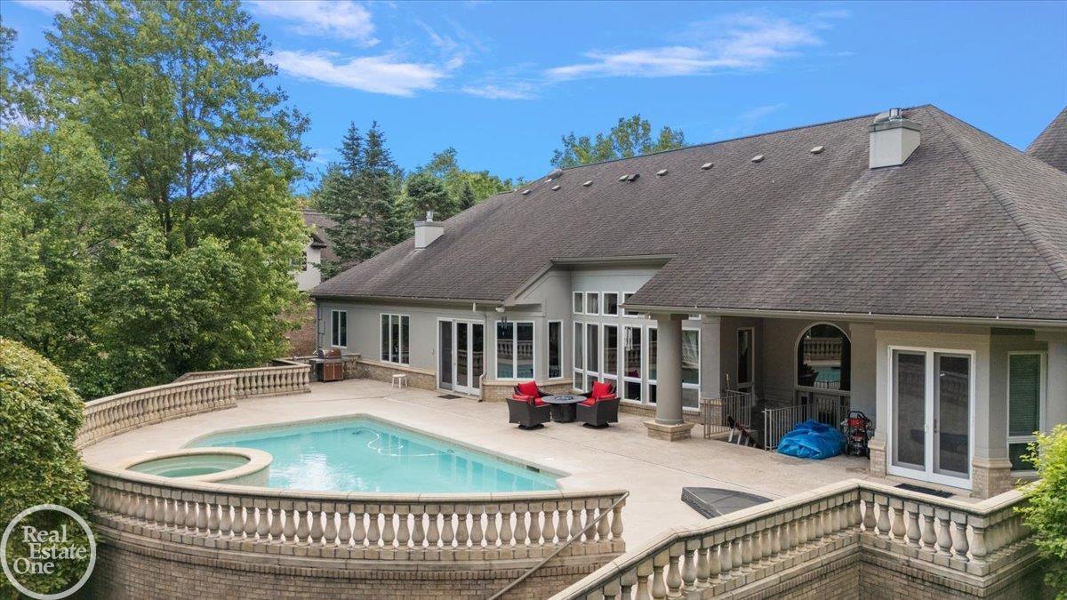 4575 Hidden Glen Circle Rochester, MI 48306 - Photo 5 of 82 50195236-a8acfe6e-6c03-4b67-93d9-cecdd67cd8f5.JPG
