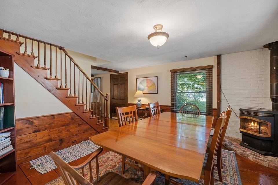 547 Manchester Road Auburn, NH 03032 - Photo 6 of 33 Gallery Image 6