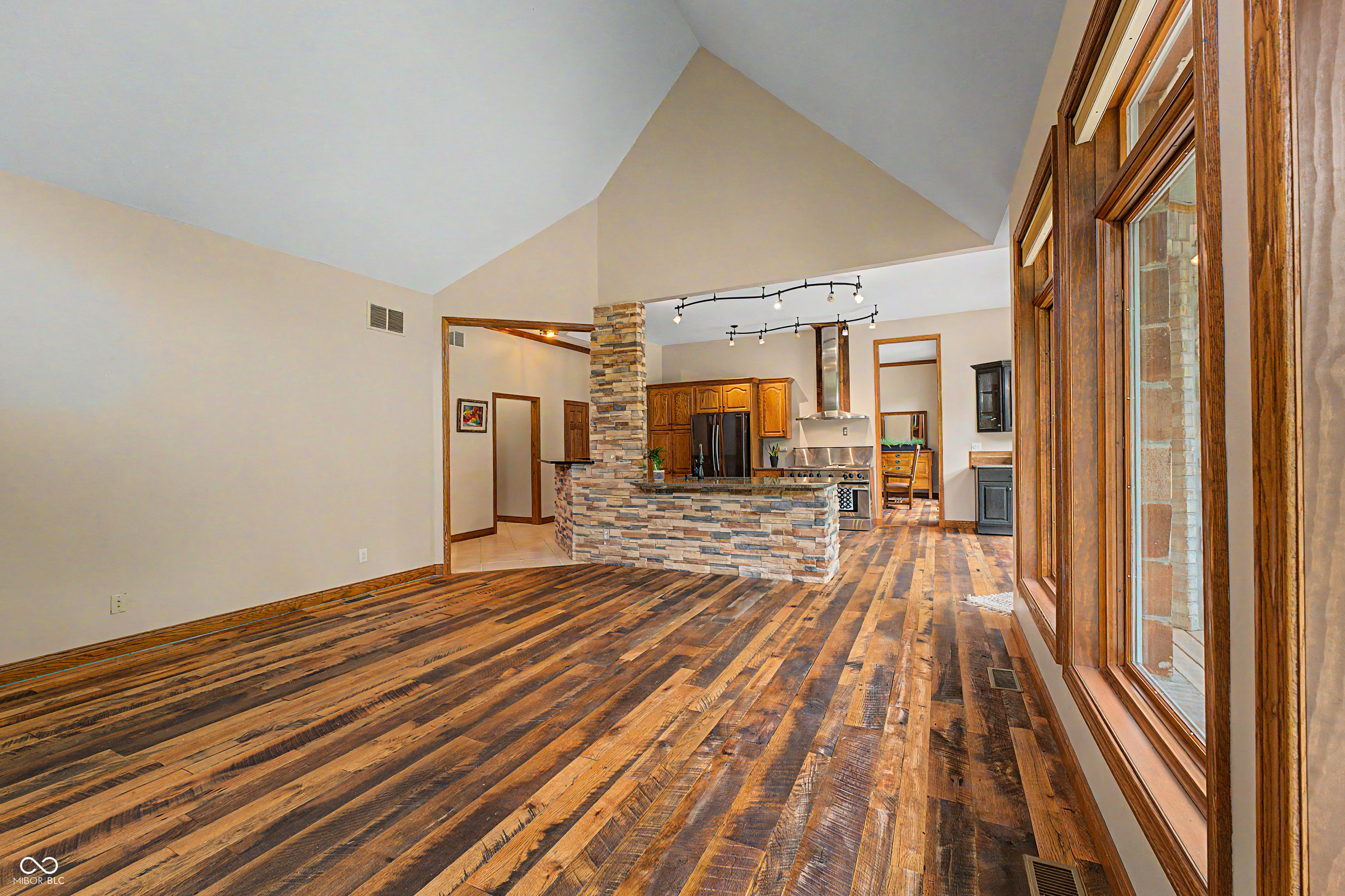 12980 West Mt Healthy Road Columbus, IN 47201 - Photo 44 of 123