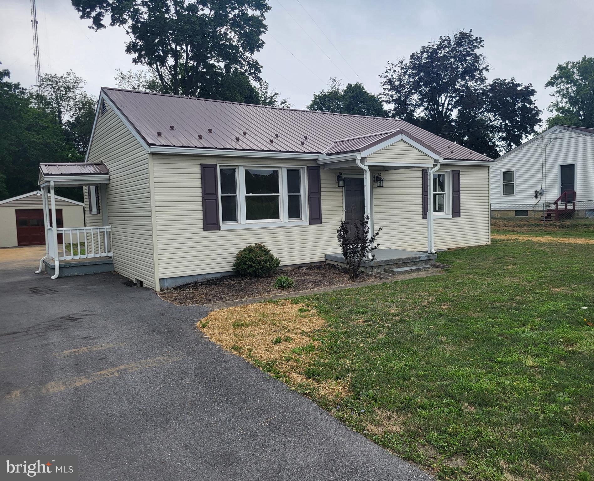 228 Warm Spring Road Chambersburg, PA 17202 - Photo 1 of 19 Updated Rancher!