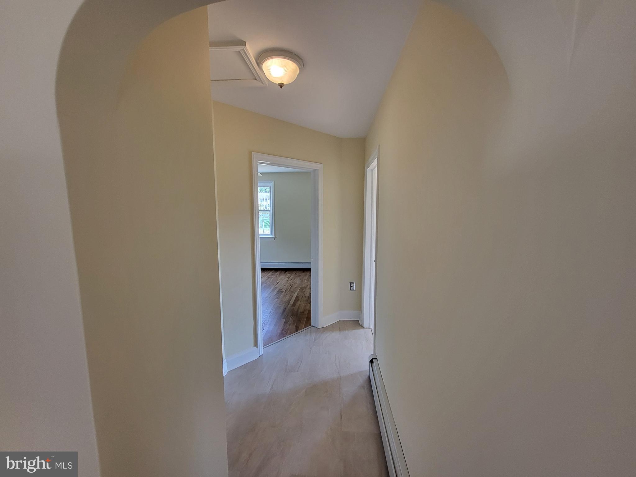 228 Warm Spring Road Chambersburg, PA 17202 - Photo 14 of 19 Hallway