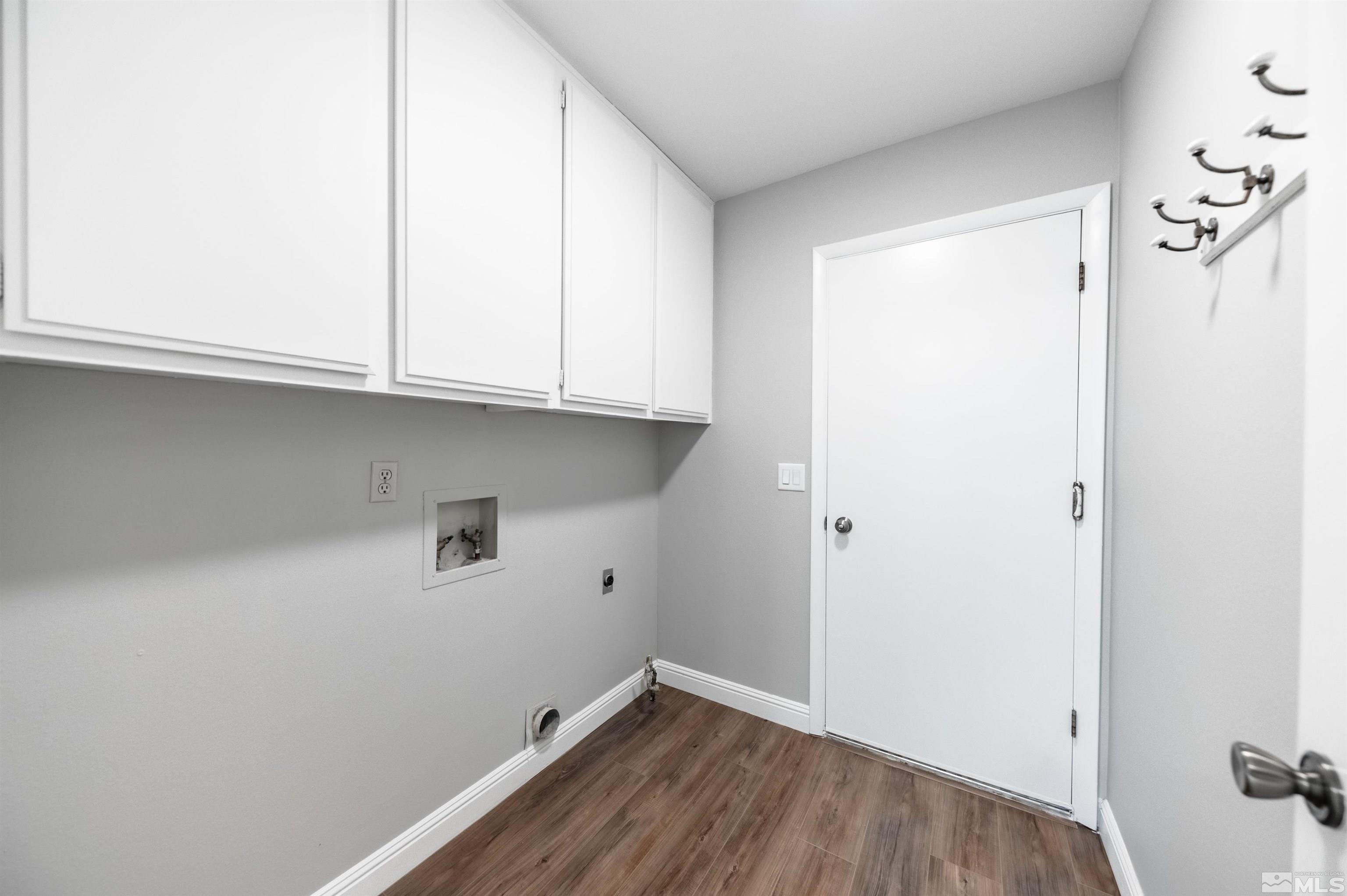 4795 Warren Way Reno, NV 89509 - Photo 27 of 40 a view of small space with wooden floor
