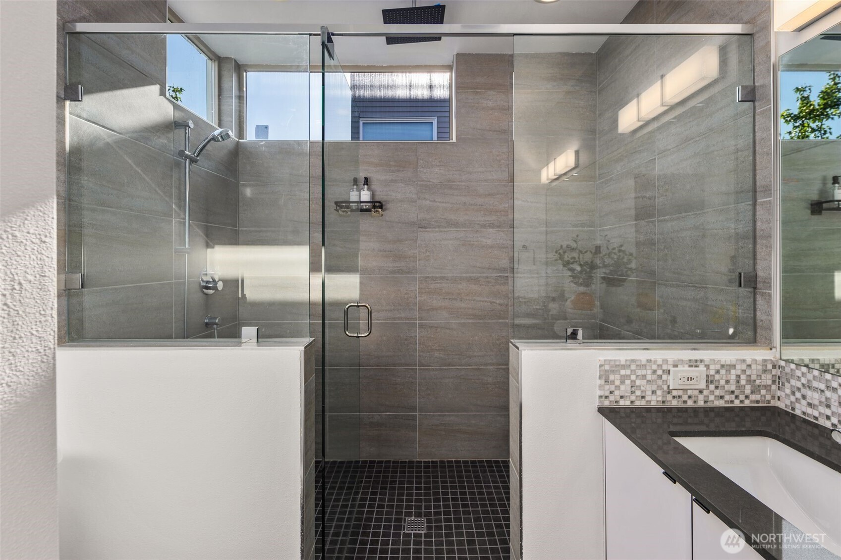 721 26th Avenue South, Unit B Seattle, WA 98144 - Photo 26 of 38