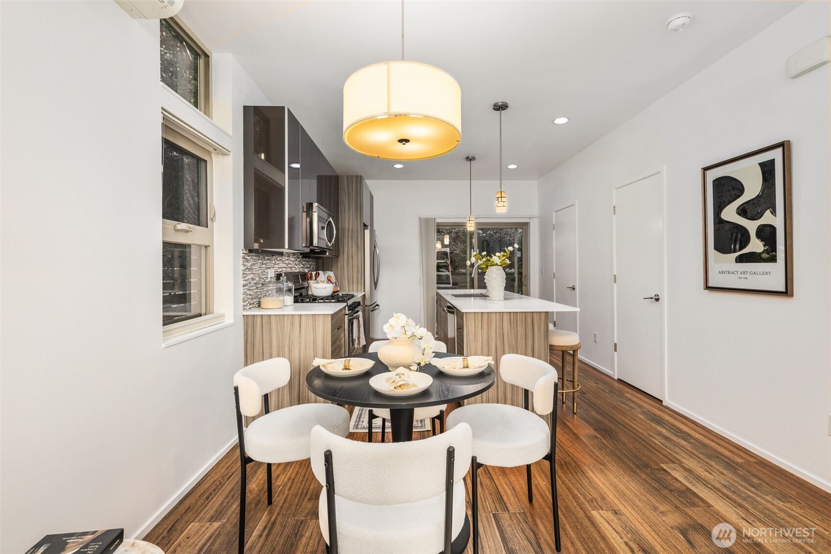 721 26th Avenue South, Unit B Seattle, WA 98144 - Photo 8 of 38