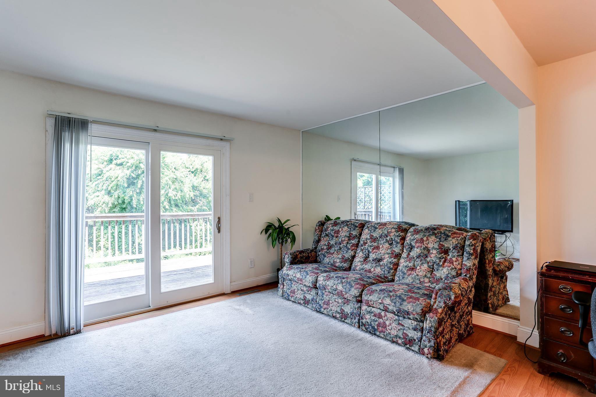 20 Garrison Ridge Court Owings Mills, MD 21117 - Photo 2 of 15 Living Room