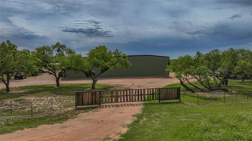 1250 County Road Brady, TX 76825 - Photo 36 of 40 a view of a garden