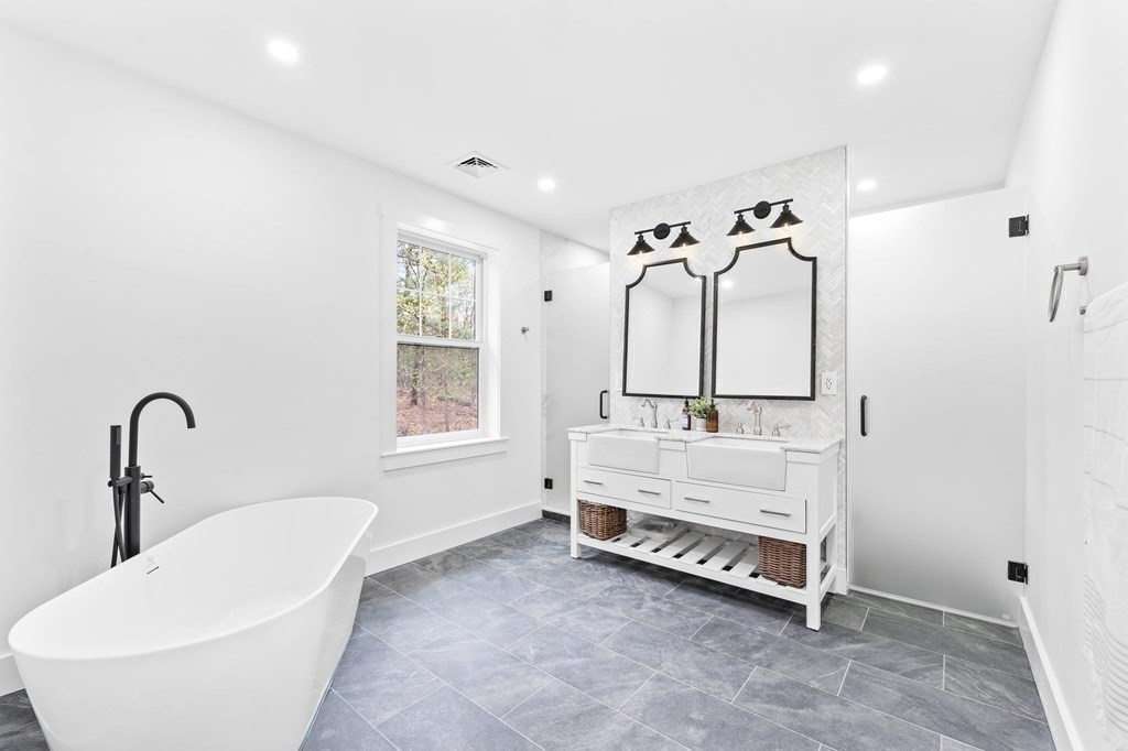 25 Meadowbrook Road Dover, MA 02030 - Photo 21 of 41 Gallery Image 21