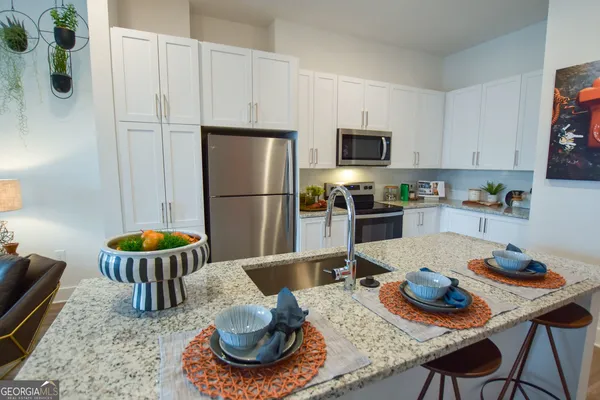 $2,045 | 2620 Mall Of Georgia Boulevard, Unit 1245, Buford, GA 30519