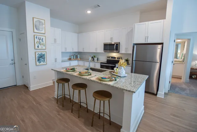 $2,035 | 2620 Mall Of Georgia Boulevard, Unit 2122, Buford, GA 30519