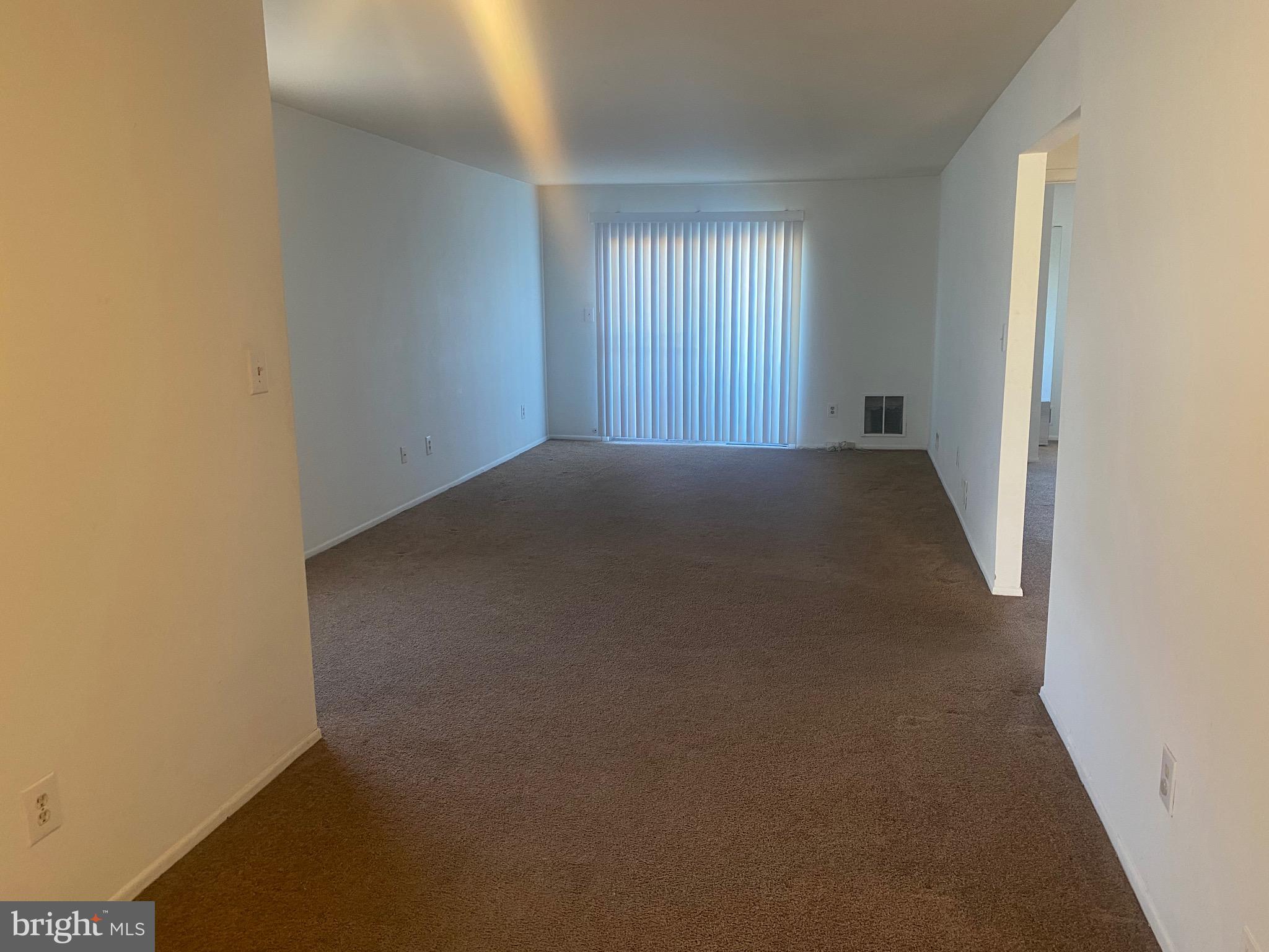 701 Woodchip Road Lumberton, NJ 08048 - Photo 3 of 14 Spacious Living Room