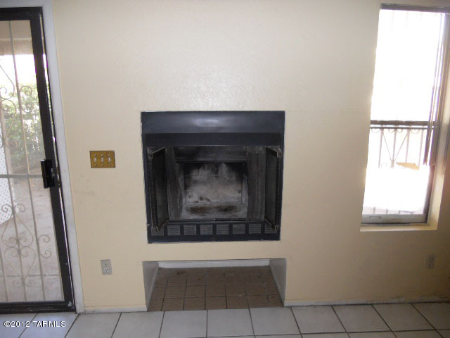 1690 Twin Ridge Road Tucson, AZ 85746 - Photo 6 of 22 Gallery Image 6