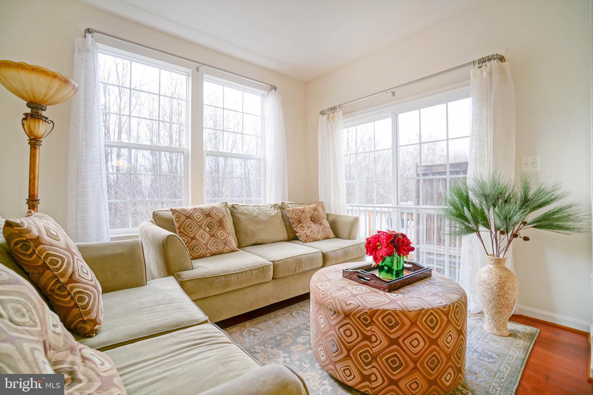 667 Tivoli Road Frederick, MD 21703 - Photo 9 of 36