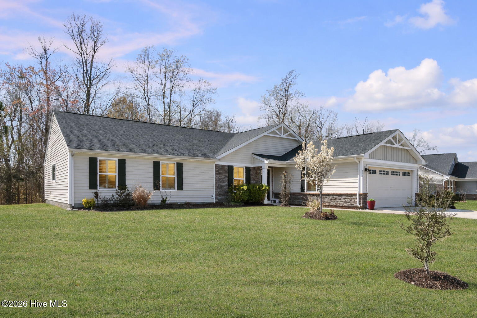 106 Hidden View Loop Moyock, NC 27958 - Photo 26 of 28 1-web-or-mls-Twilight 106