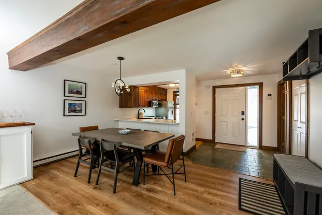 $345,000 | 291 Sugar Hill Lane, Unit 1B, Hartford, VT 05059