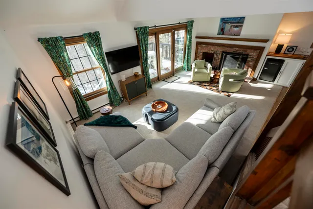 $345,000 | 291 Sugar Hill Lane, Unit 1B, Hartford, VT 05059