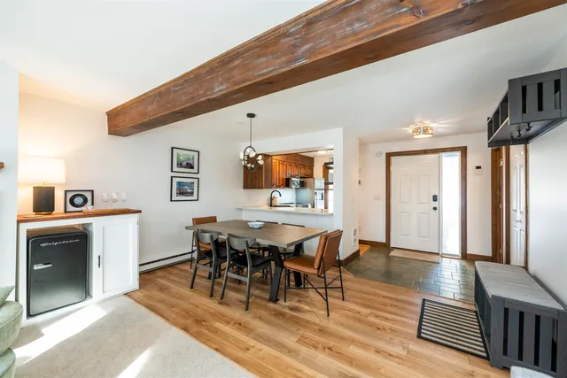 $345,000 | 291 Sugar Hill Lane, Unit 1B, Hartford, VT 05059