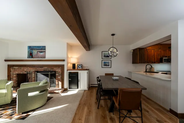 $345,000 | 291 Sugar Hill Lane, Unit 1B, Hartford, VT 05059