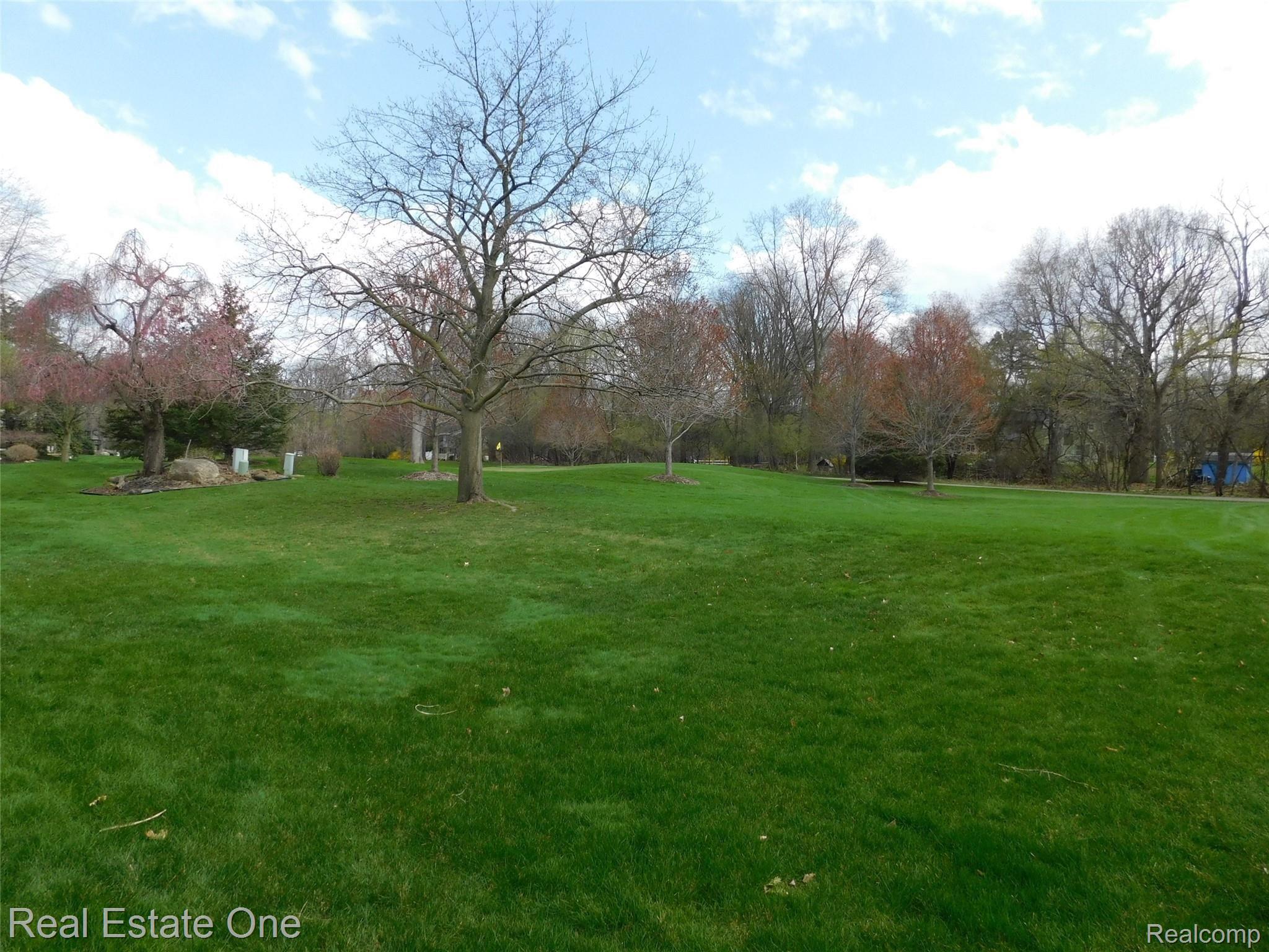 House is On The Golf Course.