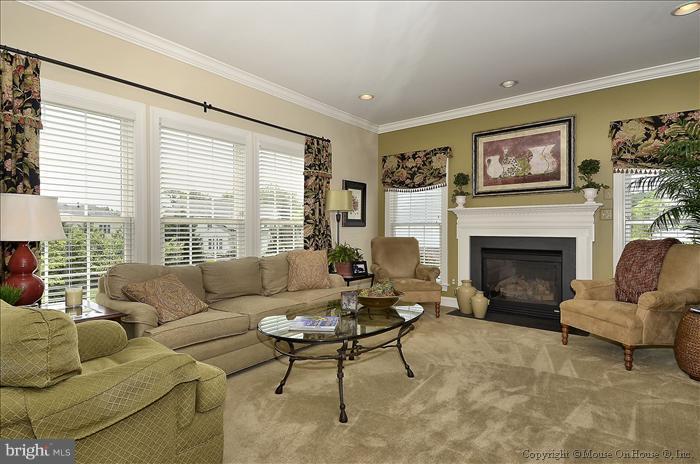 601 Hawkshead Road Lutherville-Timonium, MD 21093 - Photo 18 of 30 FAMILY ROOM