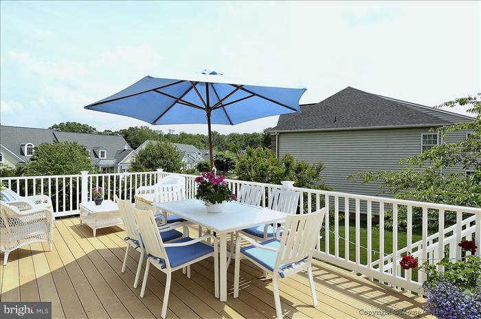 601 Hawkshead Road Lutherville-Timonium, MD 21093 - Photo 28 of 30 TREX DECK