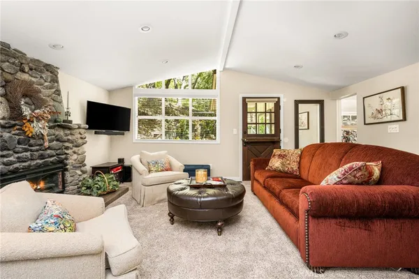 $2,750 | 29221 Modjeska Road, Silverado, CA 92676