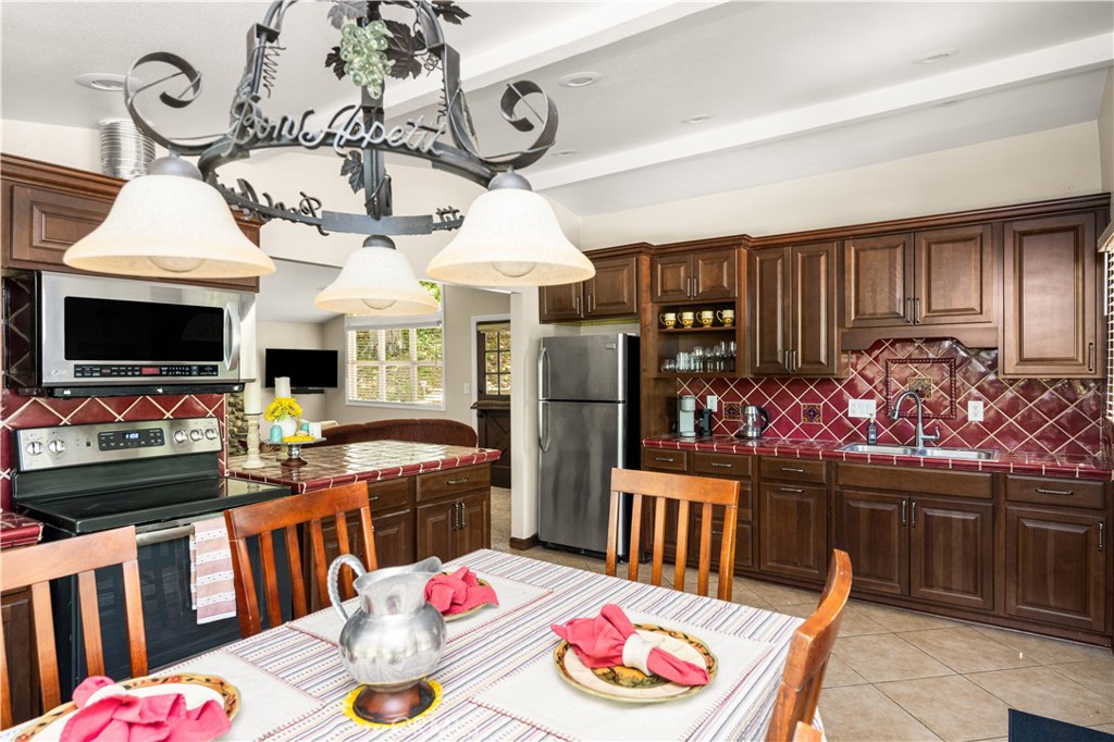 29221 Modjeska Road Silverado, CA 92676 - Photo 8 of 36