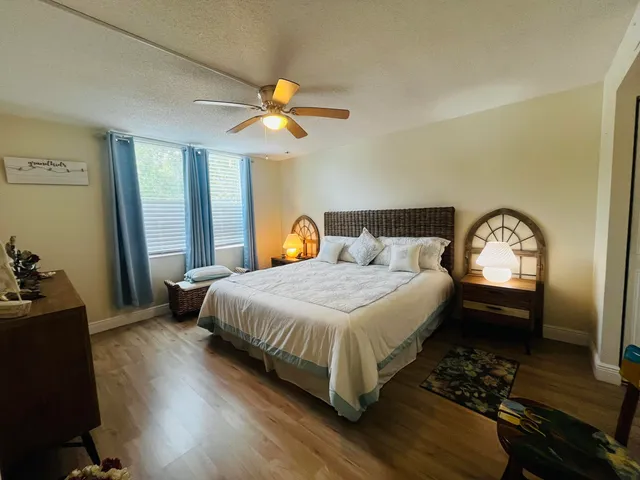 $139,900 | 4850 Northwest 29th Court, Unit 327, Lauderdale Lakes, FL 33313