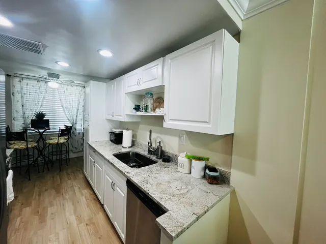 $139,900 | 4850 Northwest 29th Court, Unit 327, Lauderdale Lakes, FL 33313