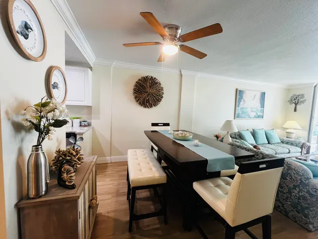 $139,900 | 4850 Northwest 29th Court, Unit 327, Lauderdale Lakes, FL 33313