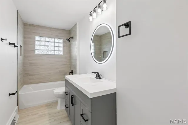 $375,000 | 108 Maple Lane, Ballwin, MO 63011