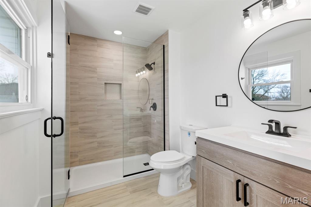 108 Maple Lane Ballwin, MO 63011 - Photo 18 of 34