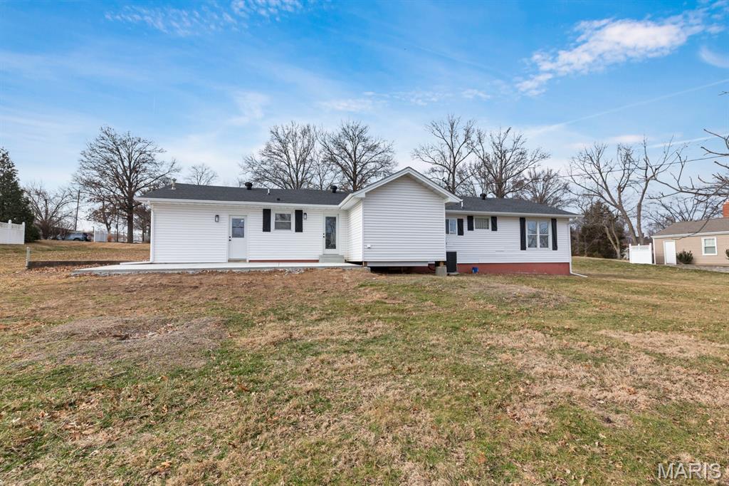 108 Maple Lane Ballwin, MO 63011 - Photo 31 of 34