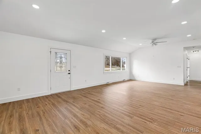 $375,000 | 108 Maple Lane, Ballwin, MO 63011