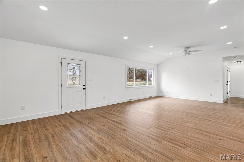 108 Maple Lane Ballwin, MO 63011 - Photo 8 of 34