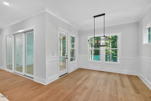 $1,100,000 | 118 Sanderway Drive, Chapel Hill, NC 27516