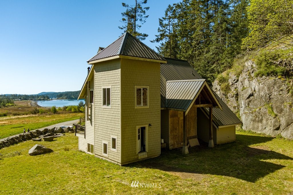42 Reed Bay Road Anacortes, WA 98221 - Photo 9 of 40