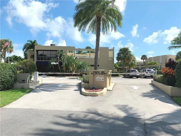 $4,000 | 1100 Southeast 5th Court, Unit 55, Pompano Beach, FL 33060