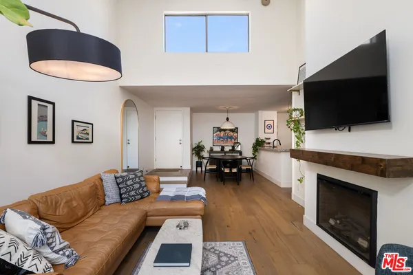 $695,000 | 4900 Overland Avenue, Unit 312, Culver City, CA 90230