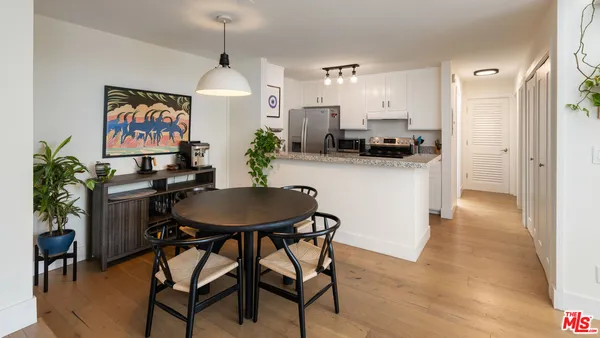 $695,000 | 4900 Overland Avenue, Unit 312, Culver City, CA 90230