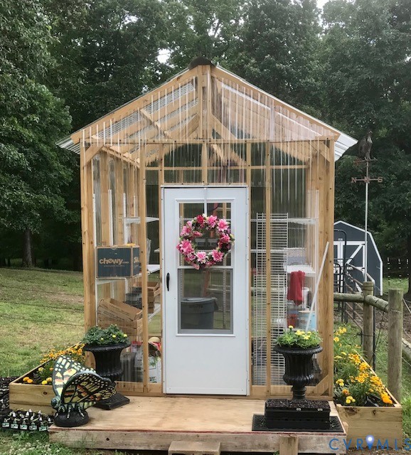 5001 Cartersville Road Powhatan, VA 23139 - Photo 20 of 30 Green house.