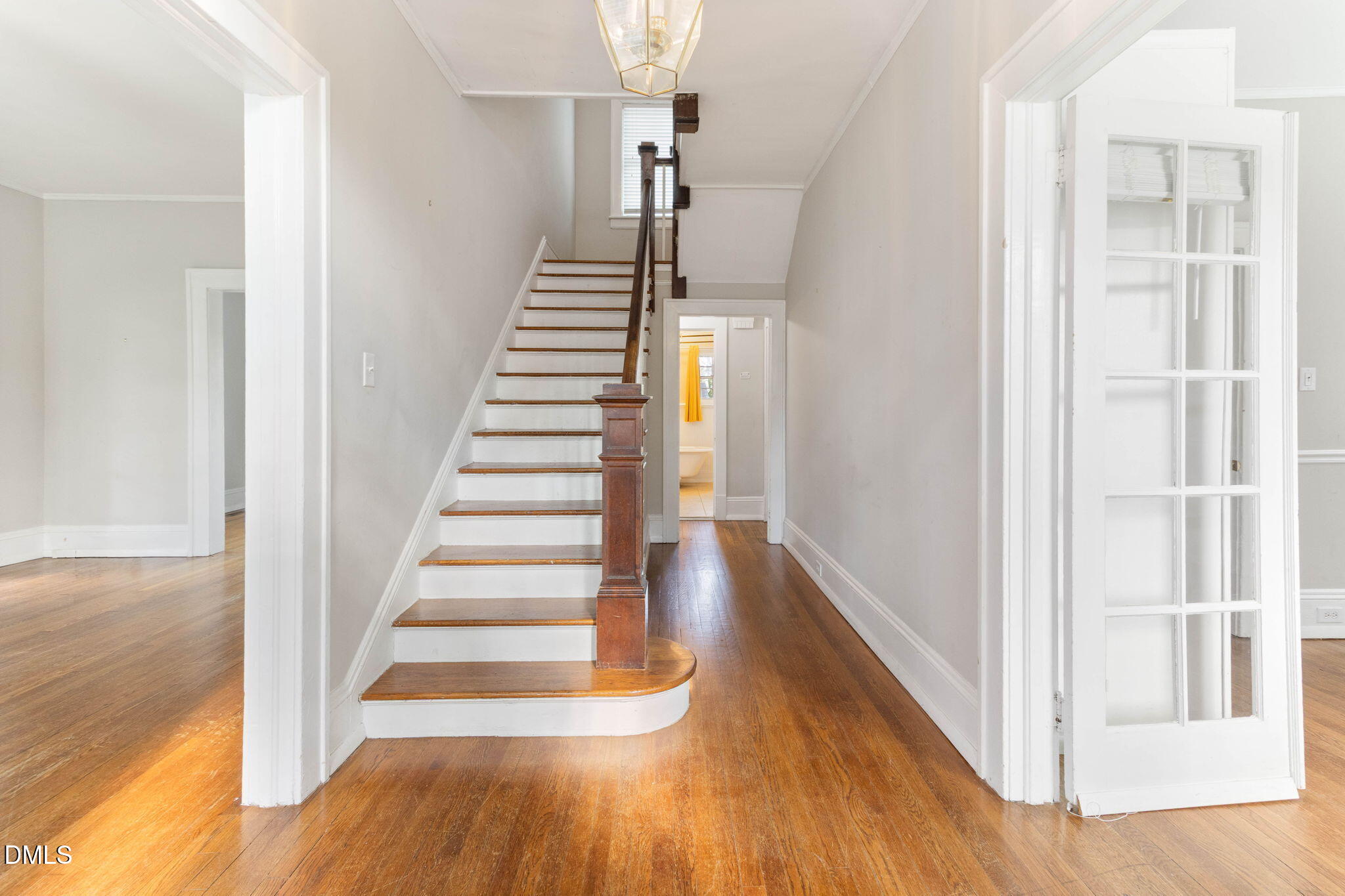1300 Wake Forest Road Raleigh, NC 27604 - Photo 13 of 38 14-web-or-mls-IMG_3394RE
