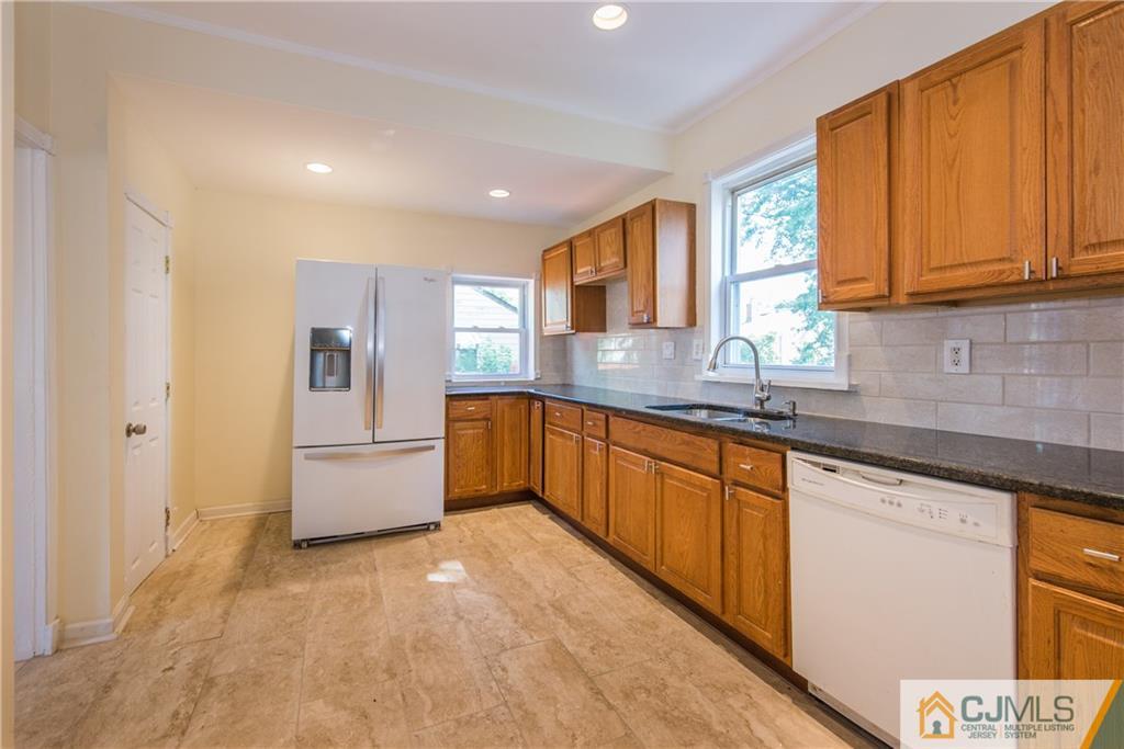 685 King Georges Road Fords, NJ 08863 - Photo 12 of 18 Gallery Image 12