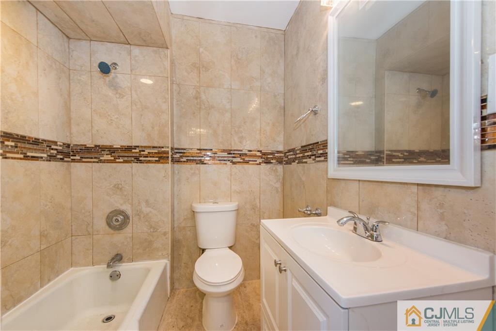 685 King Georges Road Fords, NJ 08863 - Photo 17 of 18 Gallery Image 17