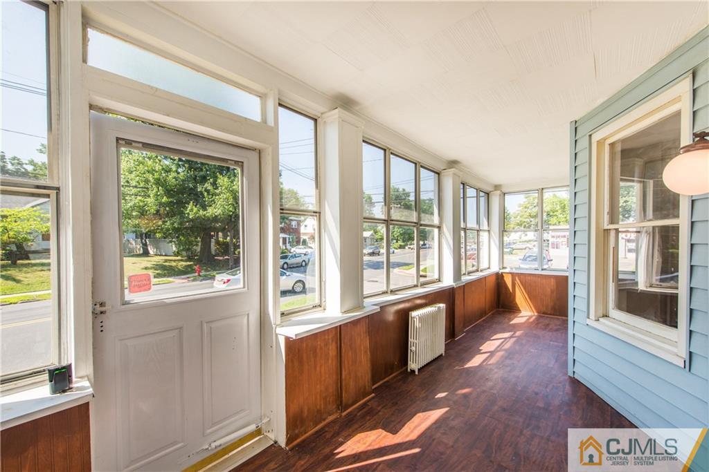 685 King Georges Road Fords, NJ 08863 - Photo 3 of 18 Gallery Image 3