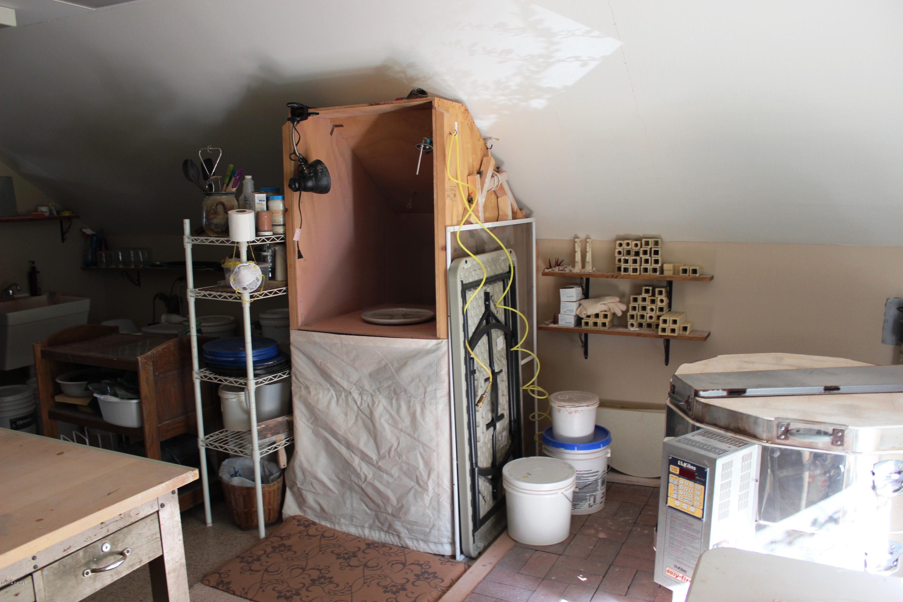 168 Thurman Road Beaufort, NC 28516 - Photo 39 of 48 Pottery Studio