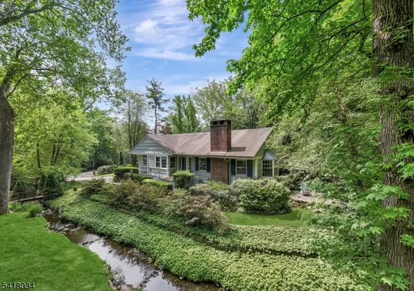 $1,595,000 | 272 Glen Avenue, Short Hills, NJ 07078