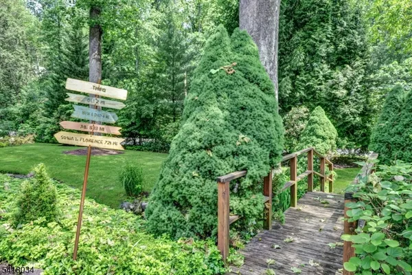 $1,595,000 | 272 Glen Avenue, Short Hills, NJ 07078