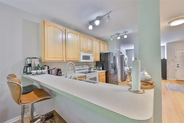 $237,000 | 5717 Fishhawk Ridge Drive, Lithia, FL 33547